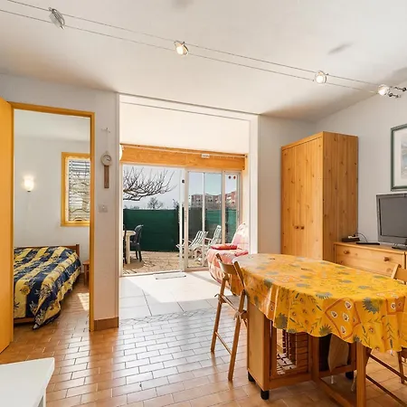 Bright Coastal Retreat - Apartmán Agde